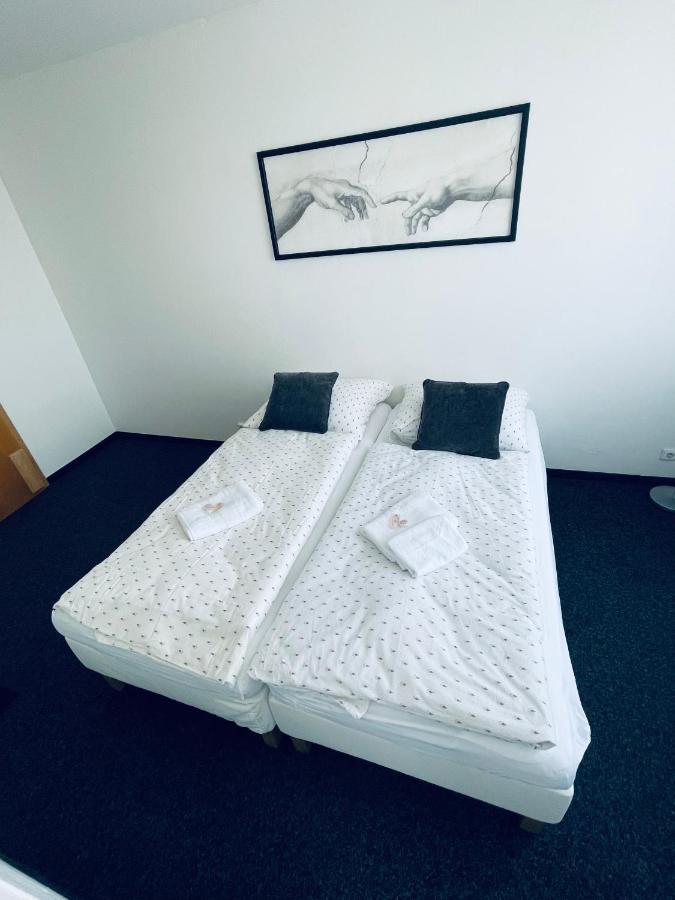 Apartmany Bryksova Prag Dış mekan fotoğraf